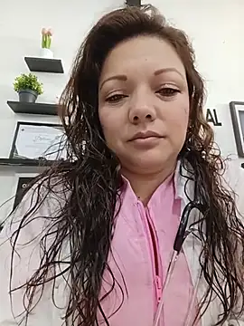 Snapshot of SAMANTHA--02 chatting on July 18, 2026, 1:37 pm SAMANTHA--02 online show from July 18, 2026, 1:37 pm