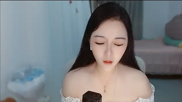 Amy-cnbaby online show from August 6, 2026, 1:51 am