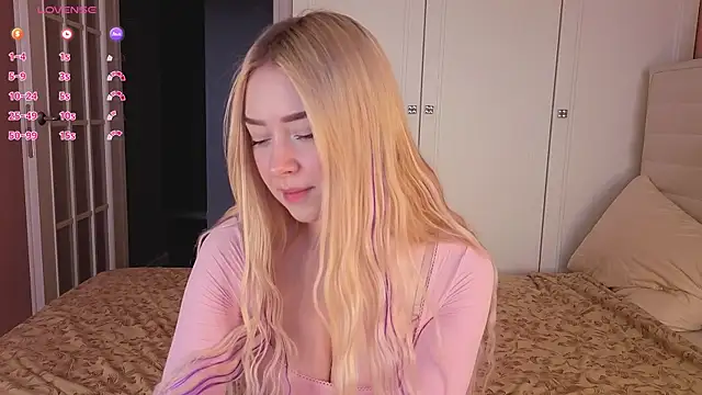 Chanelbayerr online show from August 4, 2026, 5:21 am