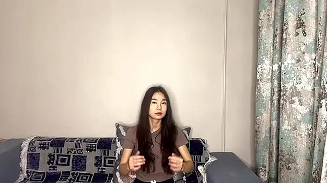 Snapshot of marri_bunny chatting on May 12, 2026, 5:04 am marri bunny online show from May 12, 2026, 5:04 am