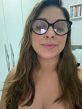 Mariiii morena online show from June 29, 2026, 9:48 am