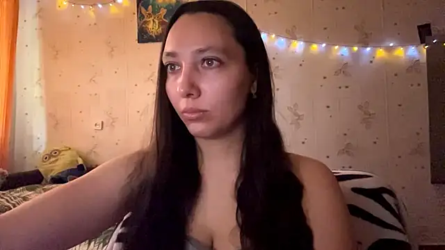 SheeringGape online show from June 19, 2026, 1:21 am