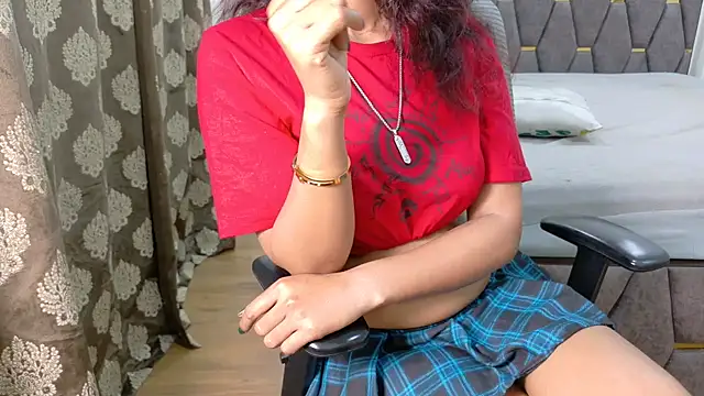 Snapshot of DR_Salini chatting on June 30, 2026, 7:15 pm DR Salini online show from June 30, 2026, 7:15 pm