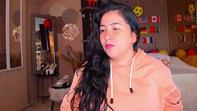 BBWLuxuryMuse online show from June 26, 2026, 11:36 am