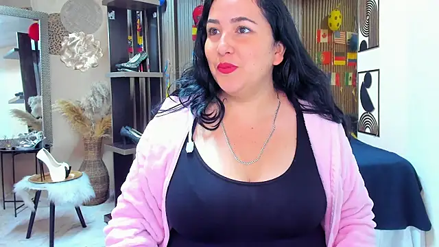 BBWLuxuryMuse online show from July 15, 2026, 11:48 am