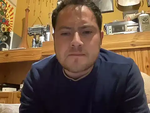 alecsgzz online show from May 3, 2026, 11:55 pm