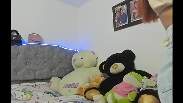 dani hall online show from July 7, 2026, 12:57 am