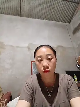 Snapshot of Jinli_01 chatting on July 25, 2026, 1:19 pm Jinli 01 online show from July 25, 2026, 1:19 pm