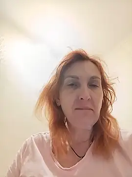 Bel Nell online show from June 10, 2026, 5:39 am
