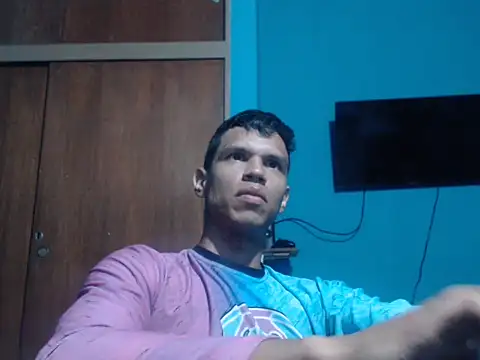 Snapshot of endersontk chatting on May 13, 2026, 12:52 am endersontk online show from May 13, 2026, 12:52 am