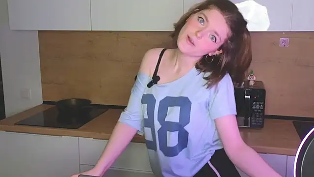 Annpopsy online show from May 28, 2026, 7:11 pm