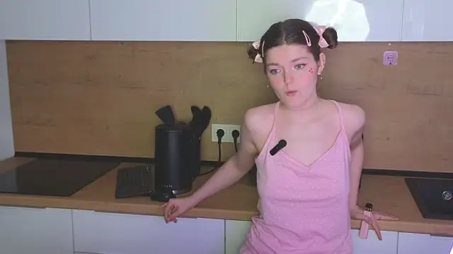 Annpopsy online show from June 2, 2026, 8:55 pm