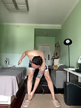 mrcake666 online show from June 25, 2026, 7:46 am