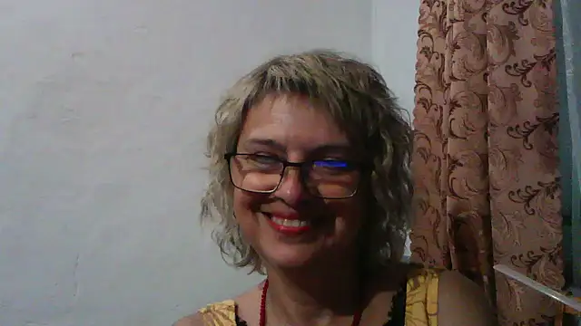 ElizabethGorden online show from July 10, 2026, 5:48 pm