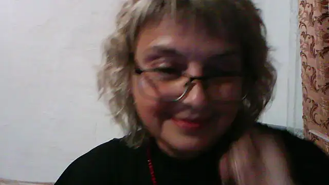 ElizabethGorden online show from July 29, 2026, 7:01 pm