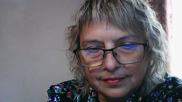 ElizabethGorden online show from August 4, 2026, 4:15 am
