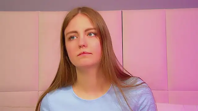 SofiaSarvains online show from May 29, 2026, 6:06 pm