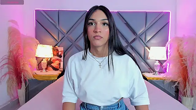 MadisonHerrera online show from May 21, 2026, 5:20 pm