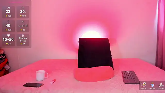 Snapshot of Sophiie_dreams chatting on June 29, 2026, 3:01 pm Sophiie dreams online show from June 29, 2026, 3:01 pm