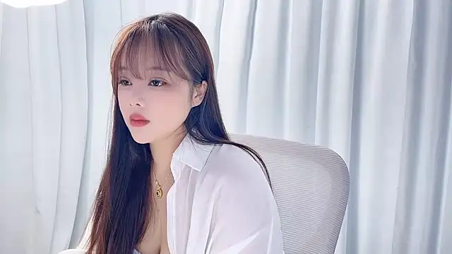 Qingqing19 online show from June 6, 2026, 3:22 am