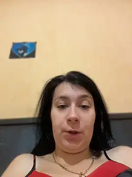 MissElya online show from July 24, 2026, 7:17 am