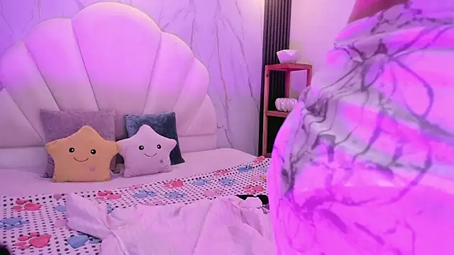 SoftPrincess online show from June 11, 2026, 4:21 am