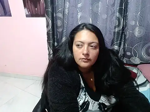 FabritziAPiel online show from May 15, 2026, 2:24 pm