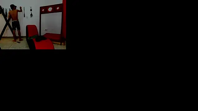Snapshot of friends_lust_latin chatting on May 10, 2026, 12:10 pm friends lust latin online show from May 10, 2026, 12:10 pm