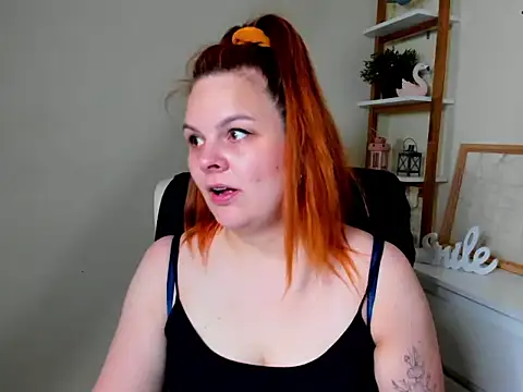 GingerKitten1 online show from June 3, 2026, 5:43 am