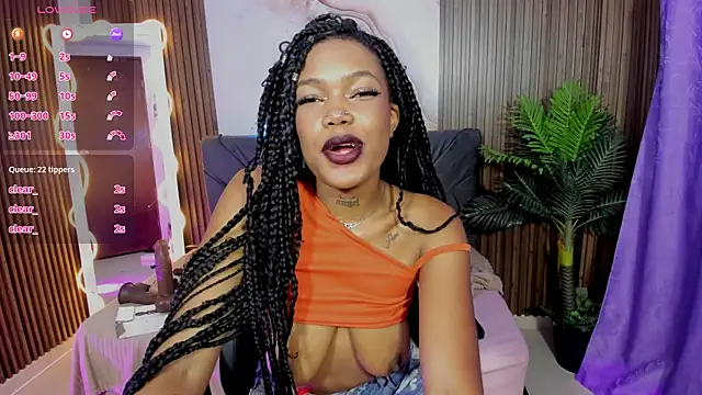 CRISTALBROKE TAY online show from June 11, 2026, 12:32 am