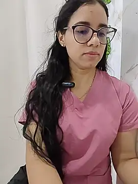 alanahot94 online show from July 12, 2026, 6:10 pm