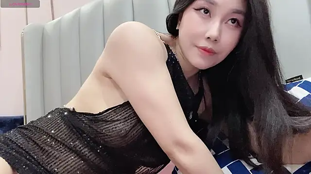 Snapshot of Emma_qiqi chatting on July 7, 2026, 5:10 am Emma qiqi online show from July 7, 2026, 5:10 am