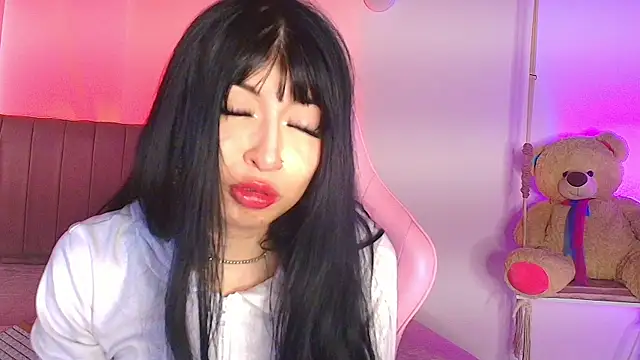 mia gyutarouwu online show from June 18, 2026, 12:09 pm