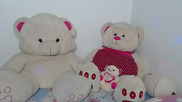 Natalia Dahlia online show from July 14, 2026, 12:13 am