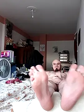 BAREFOOTSOLE99 online show from July 17, 2026, 5:18 pm
