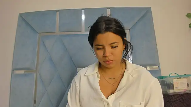 Snapshot of Lucy_asm chatting on June 3, 2026, 1:03 pm Lucy asm online show from June 3, 2026, 1:03 pm