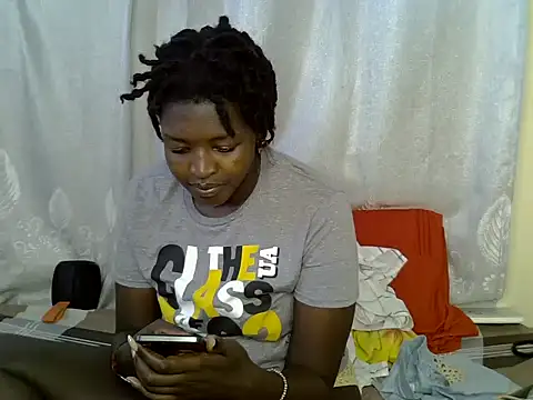 Lorainebabes online show from June 19, 2026, 5:23 am