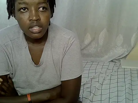 Lorainebabes online show from June 24, 2026, 12:15 pm