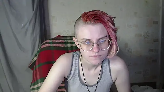   Freya    online show from June 17, 2026, 11:23 am