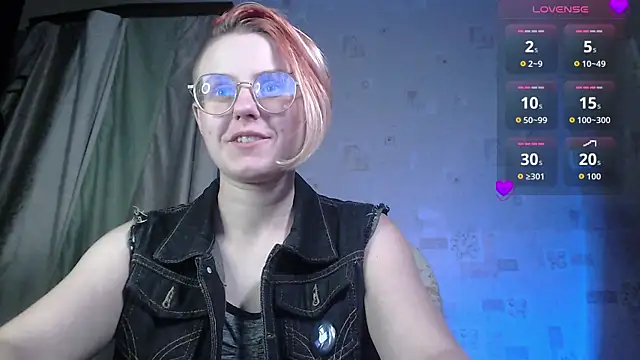   Freya    online show from July 9, 2026, 5:06 pm