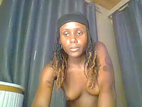 kiki8390 online show from June 19, 2026, 9:18 pm