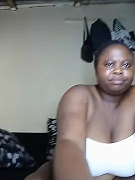 thickianasexxy online show from May 22, 2026, 12:33 pm