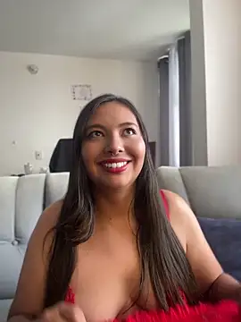 Catalina kiss online show from July 14, 2026, 12:55 pm