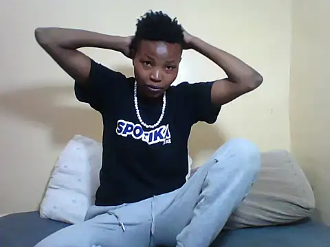 Snapshot of Bambybeauty2 chatting on May 31, 2026, 4:31 am Bambybeauty2 online show from May 31, 2026, 4:31 am