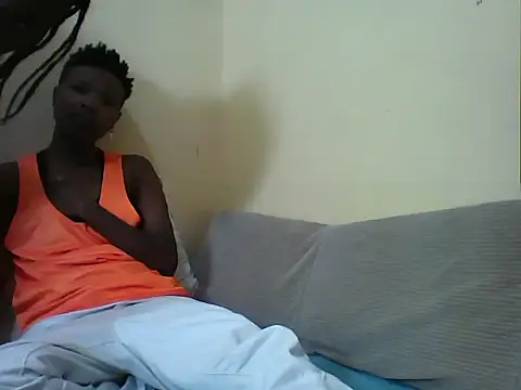 Snapshot of Bambybeauty2 chatting on June 8, 2026, 8:48 am Bambybeauty2 online show from June 8, 2026, 8:48 am
