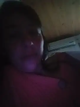 guapitaaa love online show from June 13, 2026, 6:28 pm
