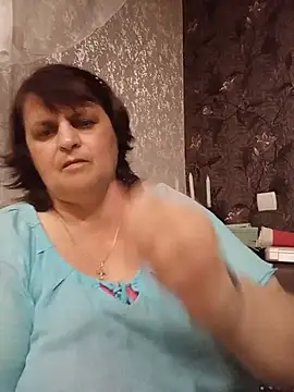 LisichkaOksana online show from June 19, 2026, 8:23 pm