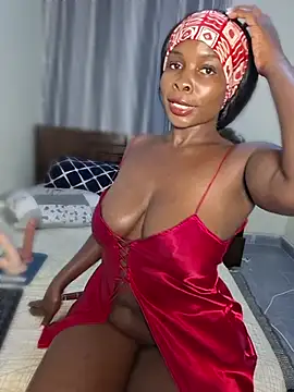 Snapshot of Chocolate_vee chatting on June 22, 2026, 2:24 am Chocolate vee online show from June 22, 2026, 2:24 am