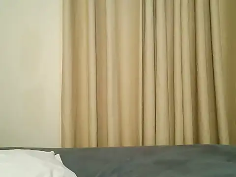 Snapshot of Chocolate_vee chatting on July 12, 2026, 11:40 pm Chocolate vee online show from July 12, 2026, 11:40 pm