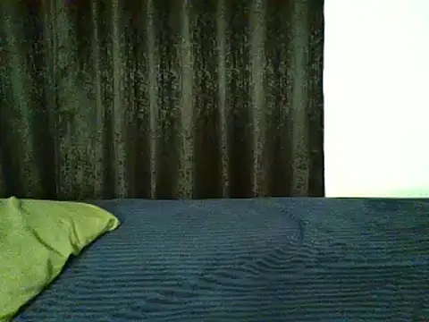 sweetdarling4 online show from June 18, 2026, 4:13 am